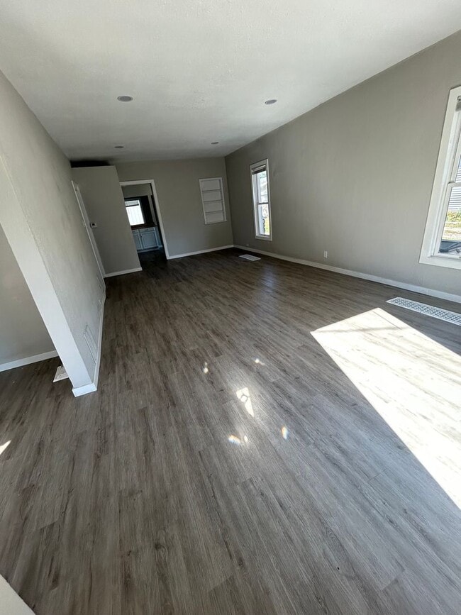 property at 427 5th St