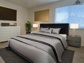 102 Tacoma Blvd S, Unit #2 in Pacific, WA - Foto de edificio - Building Photo