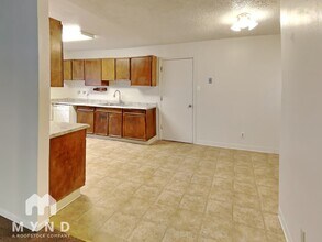 2910 Apollo Way in Reno, NV - Building Photo - Building Photo