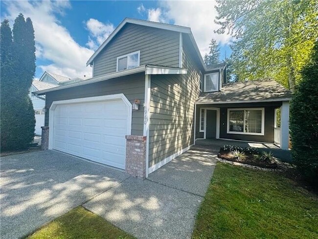 property at 960 Graham Ave NE