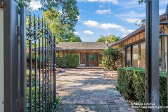 14927 Jerries Dr in Saratoga, CA - Building Photo - Building Photo