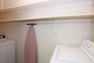 North Oaks Landing in Raleigh, NC - Foto de edificio - Interior Photo