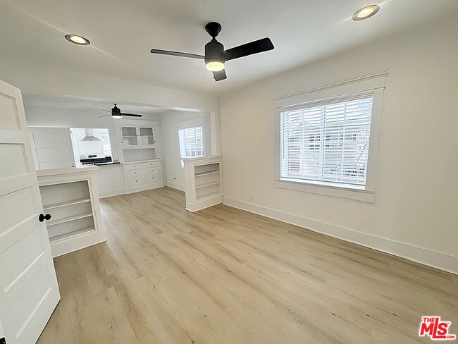 657 Navy St in Santa Monica, CA - Building Photo - Building Photo