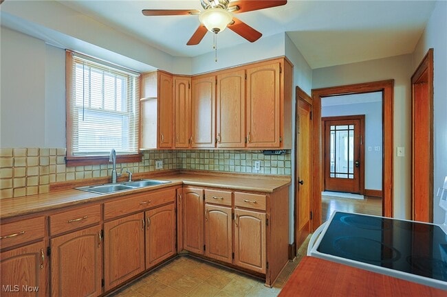 property at 522 Columbus Ave NW