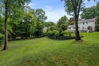 11 Nantucket Rd in Wellesley, MA - Building Photo - Building Photo