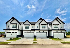 10376 May Flowers St in Olive Branch, MS - Building Photo
