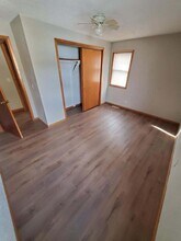 208 W Main St in Dunkerton, IA - Building Photo - Building Photo