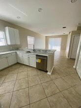 24844 Vintage Ct in Lutz, FL - Building Photo - Building Photo