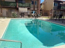 51080 Eisenhower Dr in La Quinta, CA - Building Photo