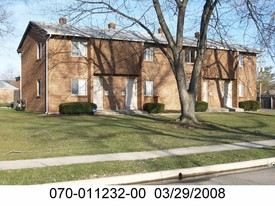 4887 Nugent Dr Apartments