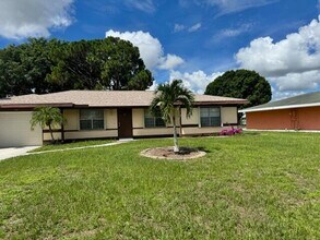 632 SW Everett Ct in Port St. Lucie, FL - Building Photo - Building Photo