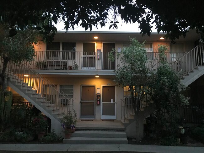 4601 Fulton Ave in Los Angeles, CA - Building Photo - Building Photo