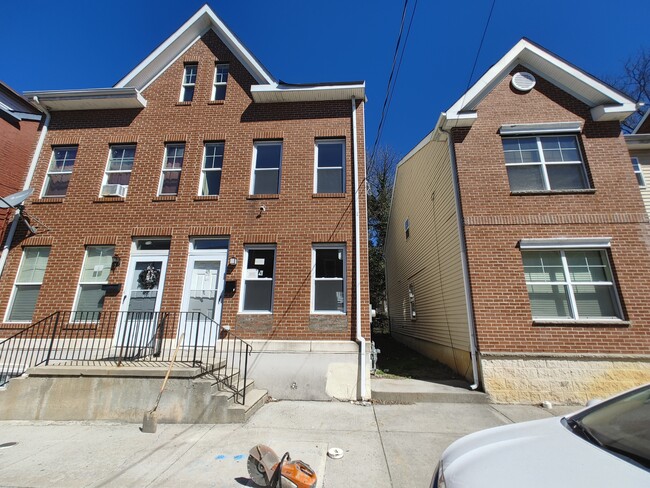 property at 186 Passaic St