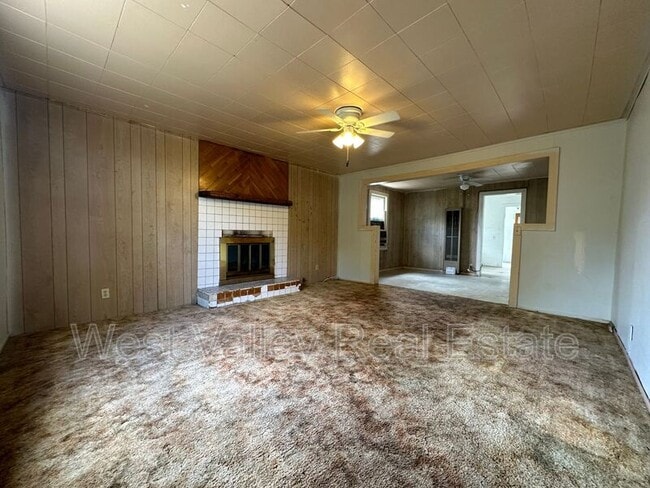 521 Rose Ave in Taft, CA - Building Photo - Building Photo