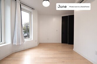 Room in Shared 4 bed/2 bath home in Brooklyn, NY - Foto de edificio - Building Photo