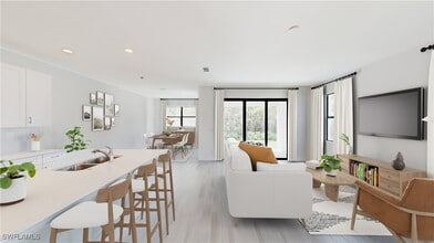 3021 Juniper Wy in Naples, FL - Building Photo - Building Photo