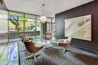 3100 N Lake Shore Dr in Chicago, IL - Building Photo - Building Photo