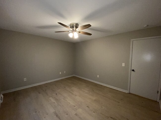 213 Jonesville Rd in Simpsonville, SC - Building Photo - Building Photo