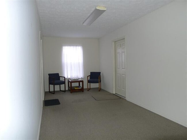 1600 Alexandria Dr in Lexington, KY - Building Photo - Building Photo