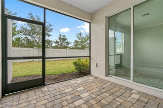 4184 Bisque Ln in Ft. Myers, FL - Foto de edificio - Building Photo