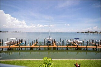 4667 Mirabella Ct in St Pete Beach, FL - Building Photo - Building Photo