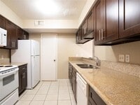 60 W Park West Dr photo'