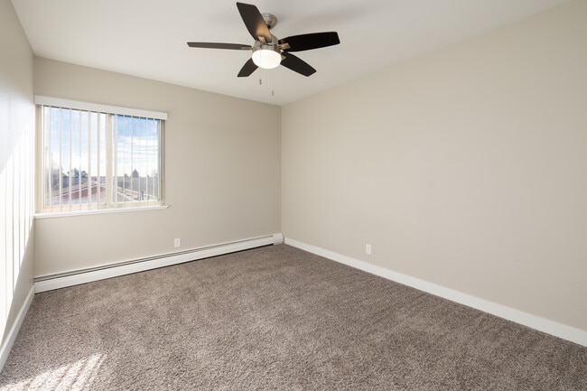 Chestnut Hills in Colorado Springs, CO - Foto de edificio - Interior Photo