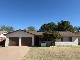 4324 56th St in Lubbock, TX - Building Photo