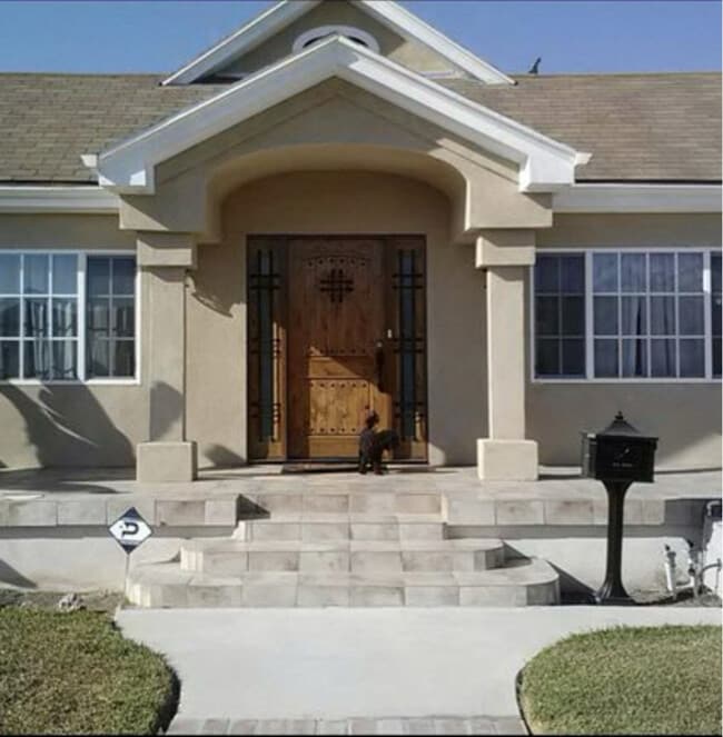 property at 1817 W 41st Pl