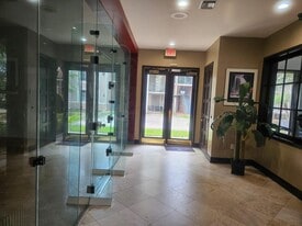 12118 St.Andrews Pl in Miramar, FL - Building Photo