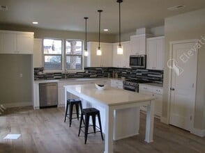 63156 NW Via Palazzo in Bend, OR - Building Photo - Building Photo