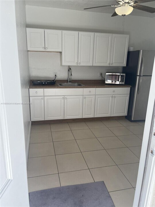 15141 NW 33rd Ave in Miami Gardens, FL - Building Photo