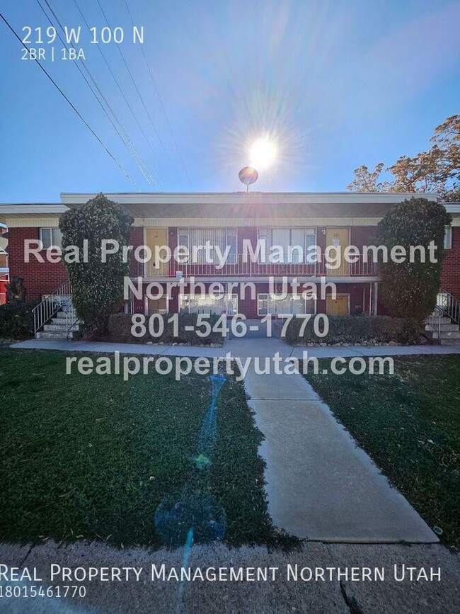 219 W 100 N in Brigham City, UT - Foto de edificio - Building Photo