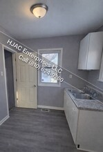 722 Frank St in Flint, MI - Building Photo - Building Photo