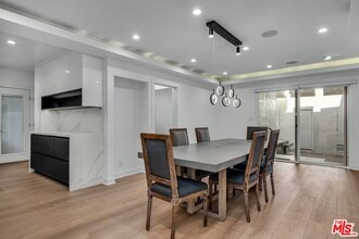 9343 W Olympic Blvd in Beverly Hills, CA - Building Photo - Building Photo