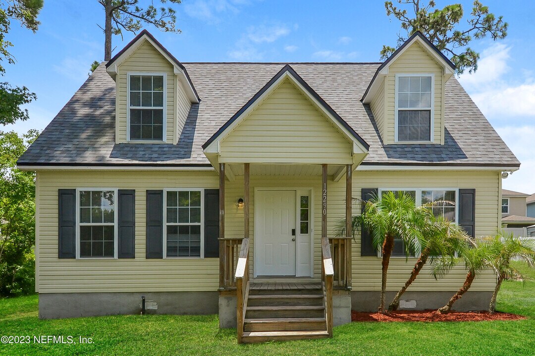 12290 Versailles St in Jacksonville, FL - Building Photo