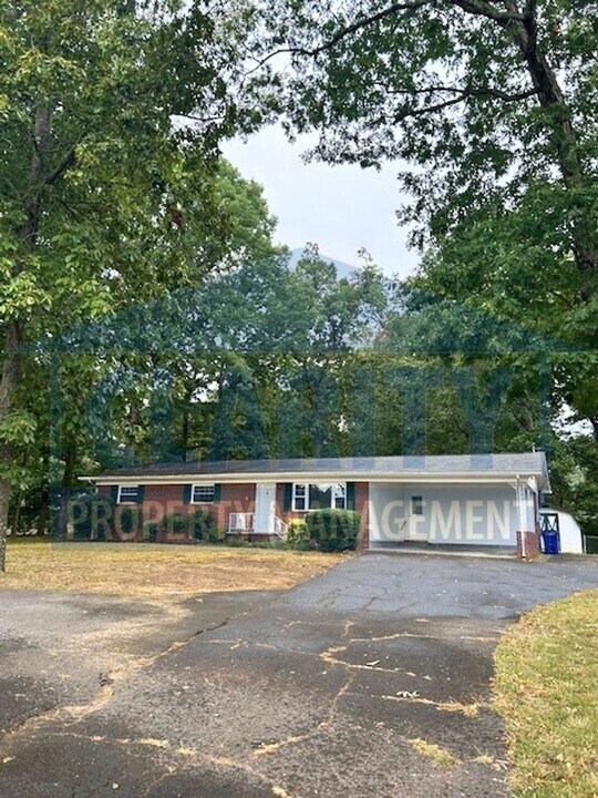 3505 Peerless Rd NW in Cleveland, TN - Building Photo