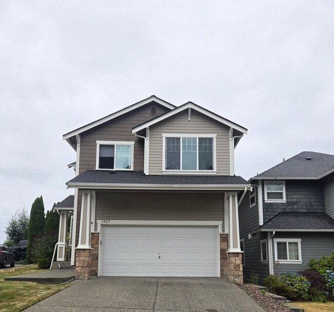 property at 5025 Elliot Ct SE