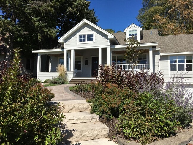 property at 615 Rice St E