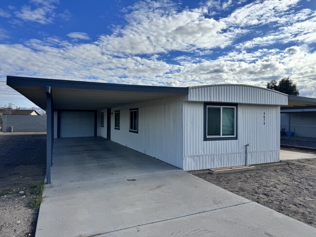 5672 Pearl St in Fort Mohave, AZ - Building Photo - Building Photo