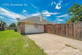 2302 Highbank Dr in Mesquite, TX - Building Photo - Building Photo