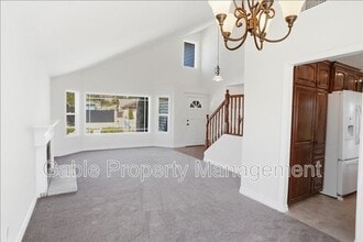 28012 Florence Ln in Santa Clarita, CA - Building Photo - Building Photo