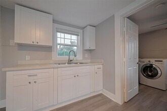 1401 Collier St in Houston, TX - Building Photo - Building Photo