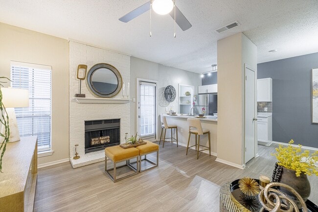 The Residence at North Dallas