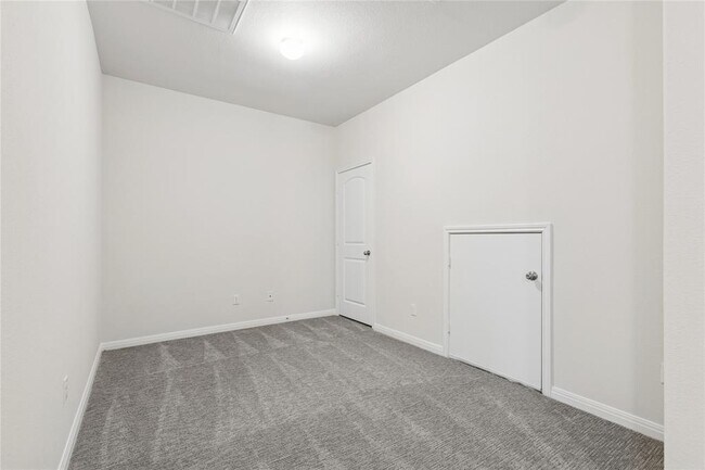 1200 10th St in Pflugerville, TX - Building Photo - Building Photo