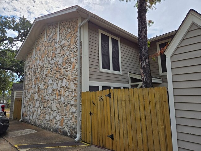 property at 2101 Barak Ln