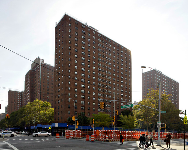 Rutgers Houses in New York, NY - Foto de edificio - Building Photo