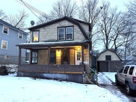 306 Dehart Ave in Endicott, NY - Building Photo