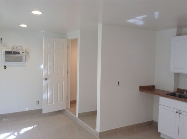 321 Kenilworth Blvd in West Palm Beach, FL - Building Photo - Building Photo