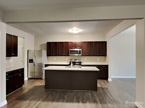147 Southwind Ln in Newnan, GA - Building Photo - Building Photo